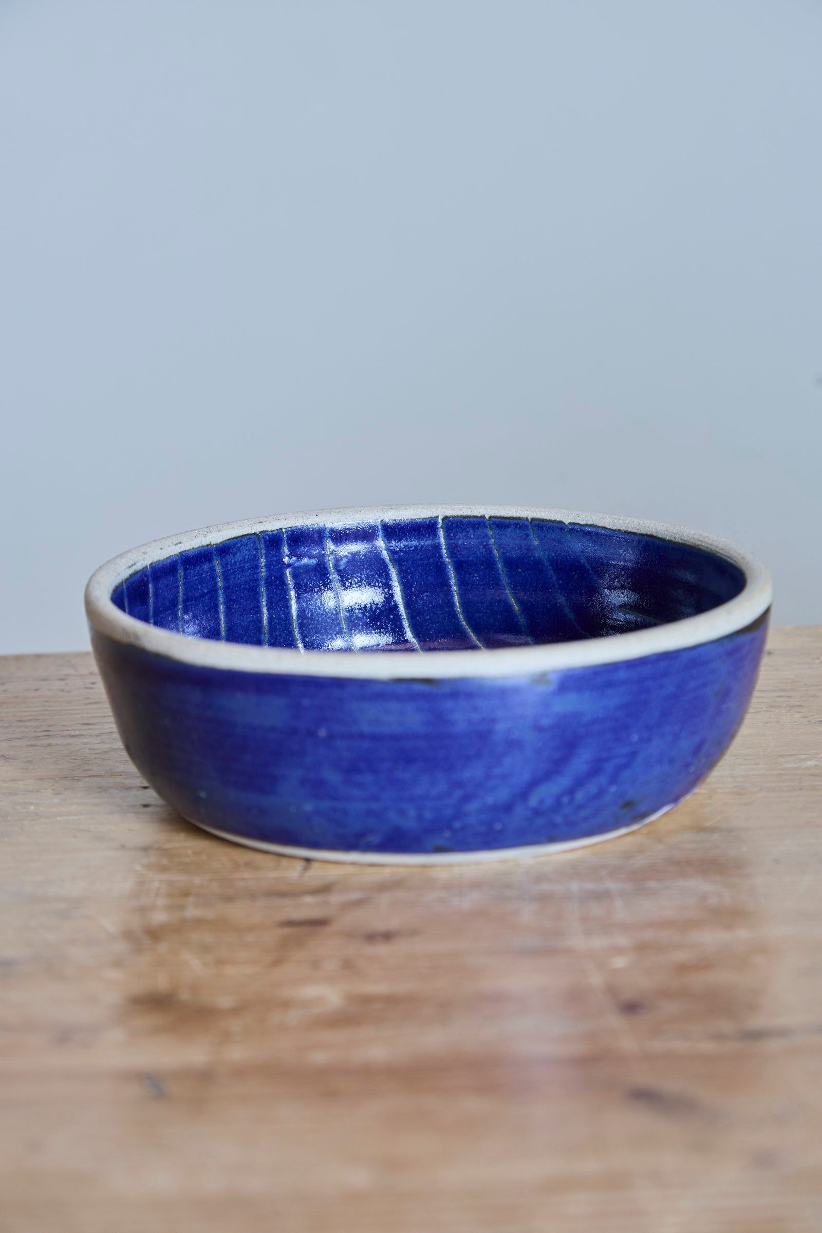 Scored Small lines Bowl, Indigo on White Clay