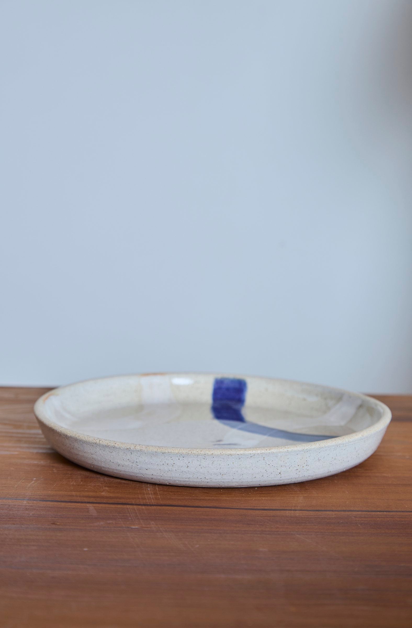 Curves Curves Plate, White & Indigo Curves on White Clay
