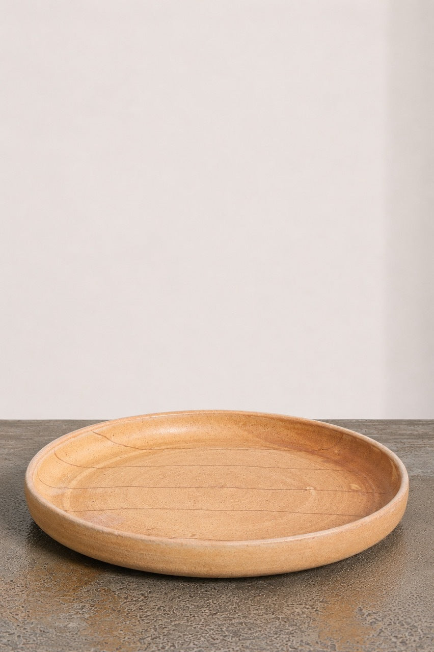 Scored Lines Plate, Yellow on White Clay