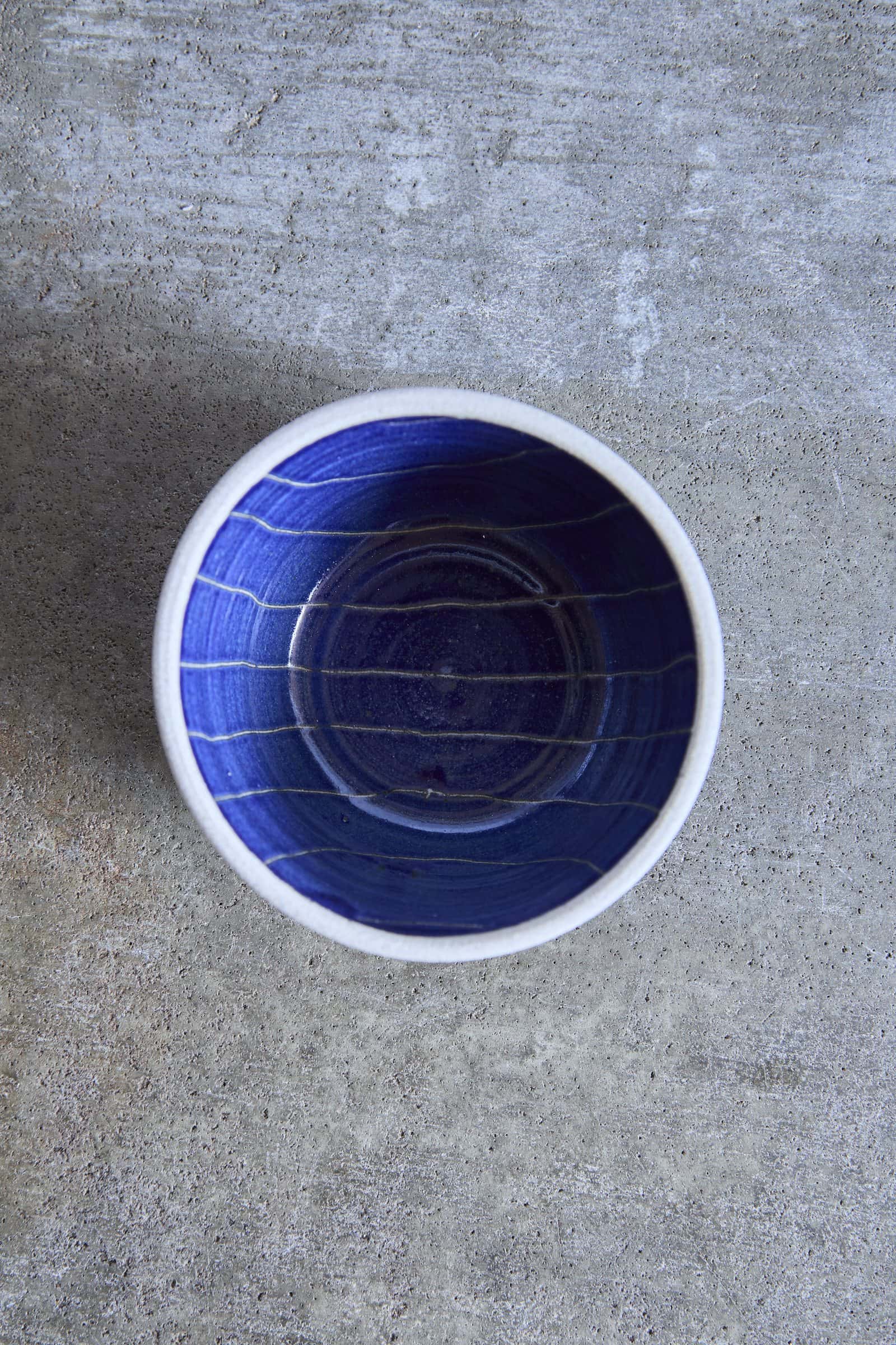 Scored Small lines Bowl, Indigo on White Clay