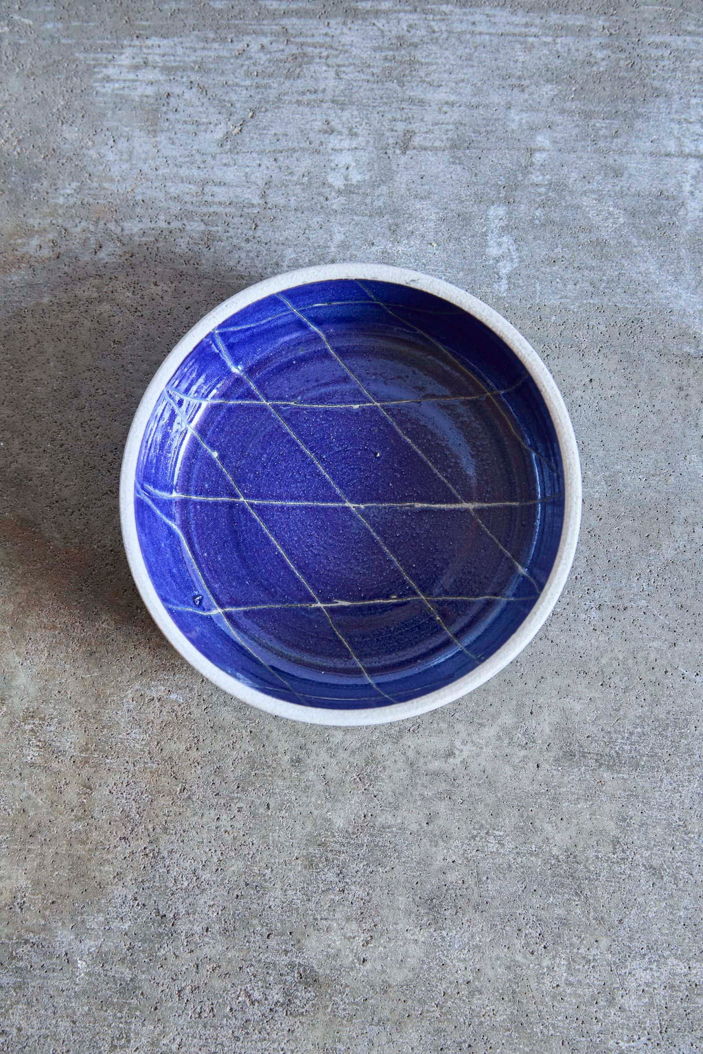 Scored Diamonds Bowl, Indigo on White Clay