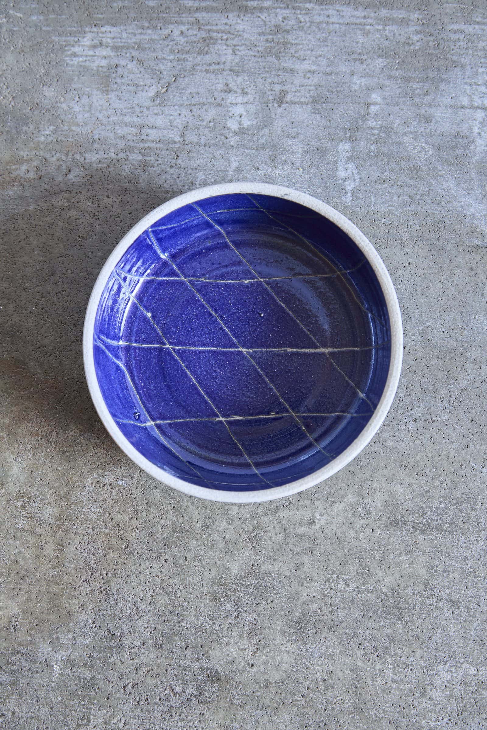 Scored Diamonds Bowl, Indigo on White Clay