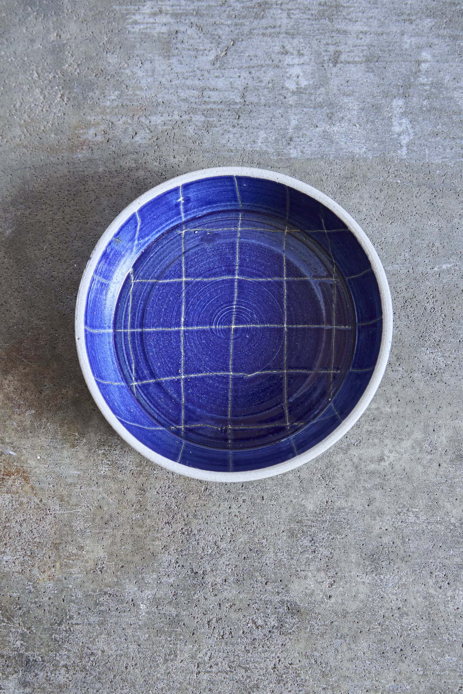 Scored Grid Bowl, Indigo on White Clay