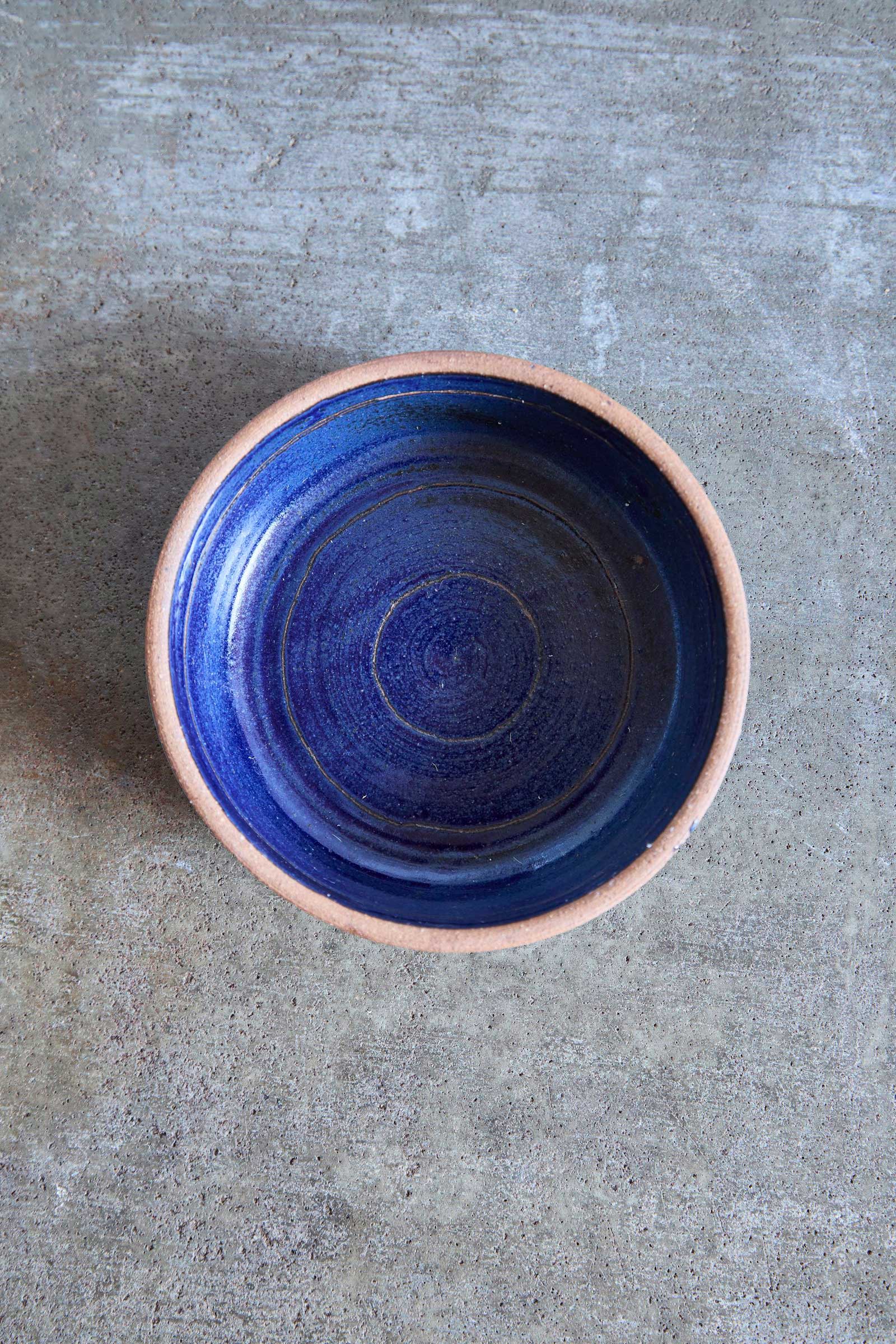 Scored Circles Bowl, Indigo on Natural Clay