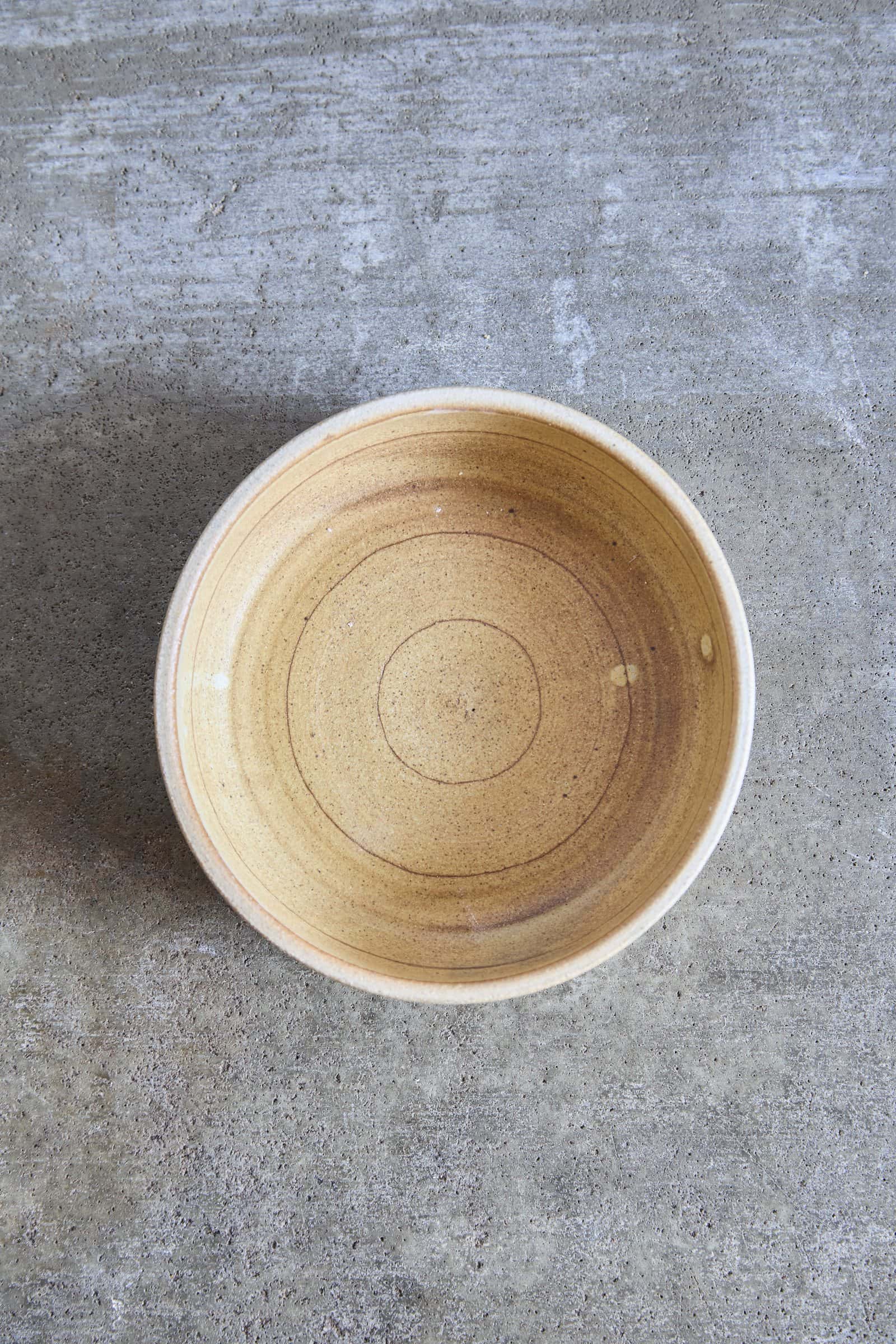 Scored Circles Bowl, Yellow on White Clay