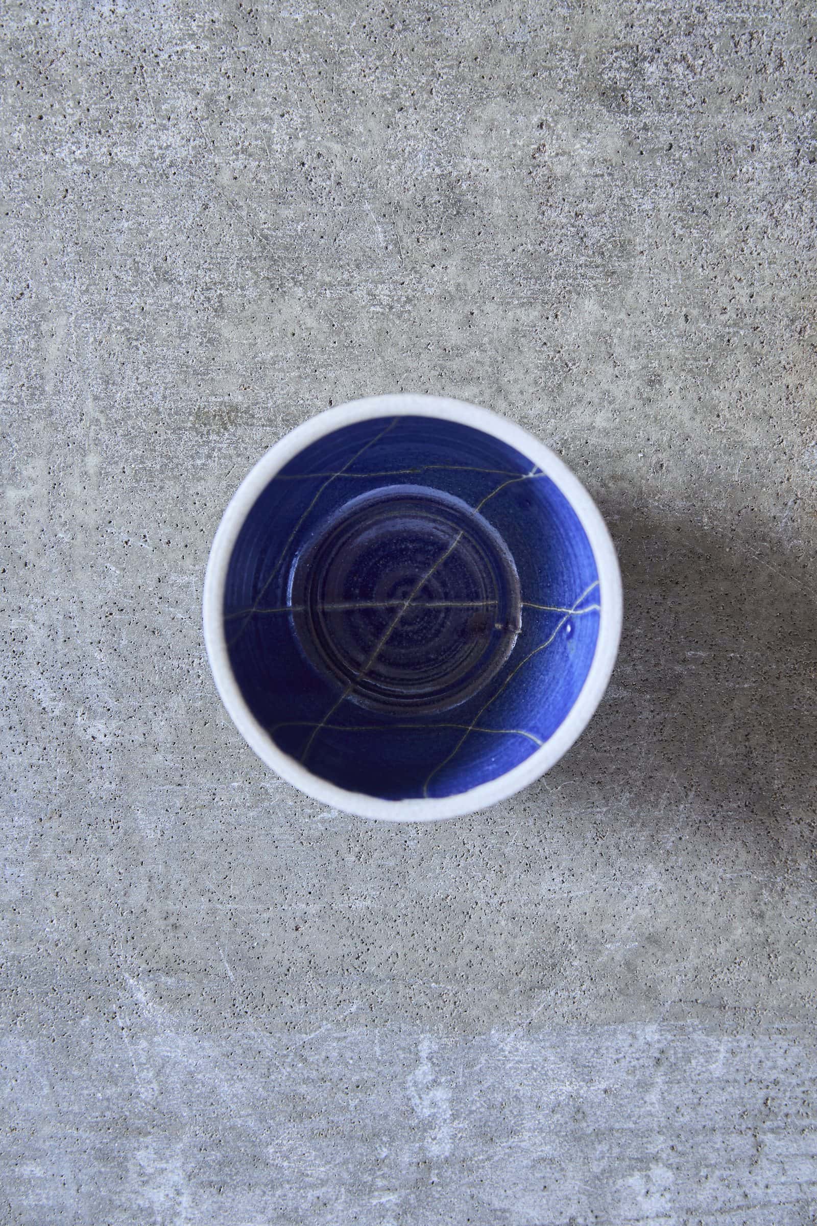 Scored Diamonds Bowl, Indigo on White Clay