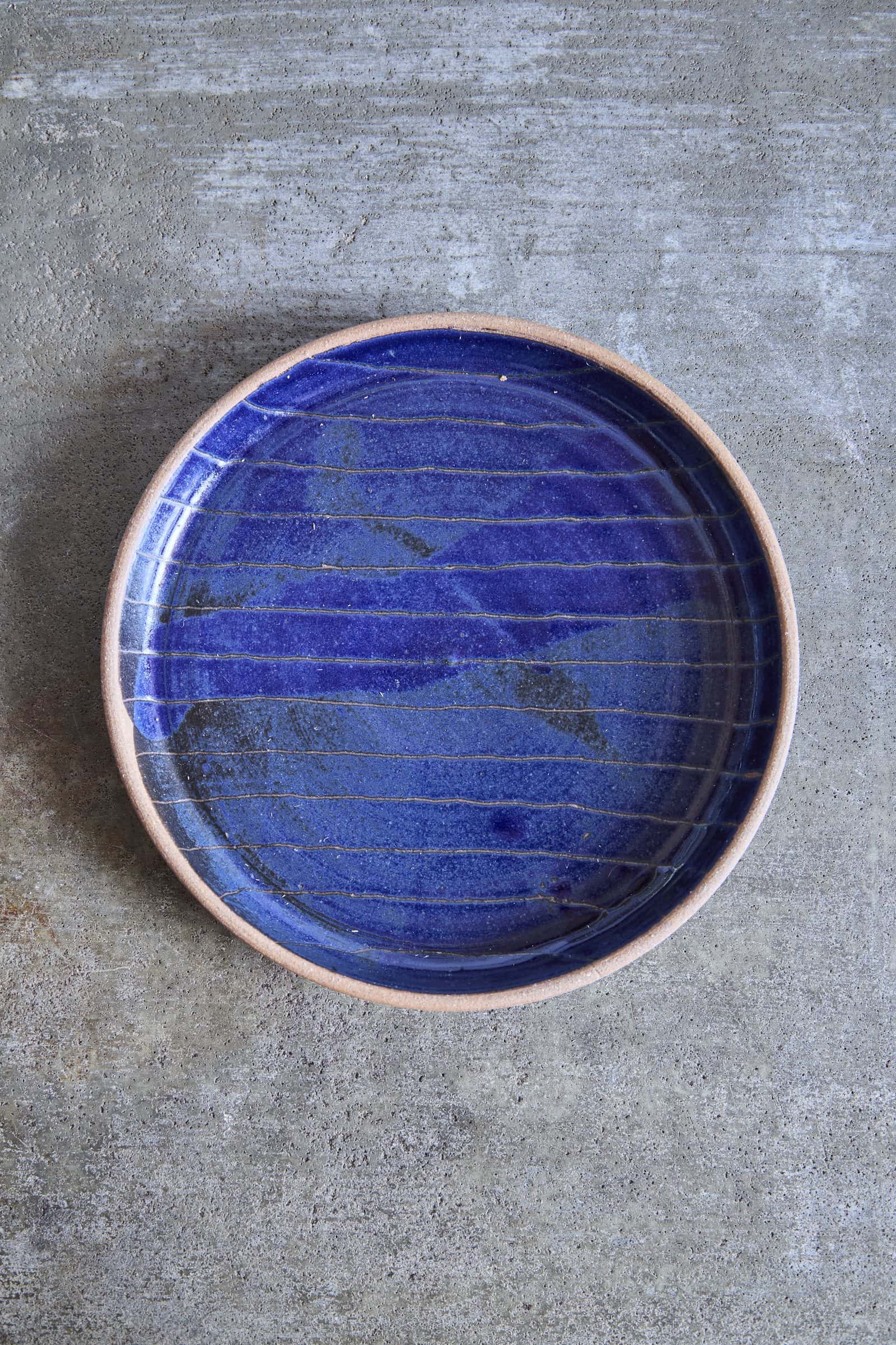 Scored Small lines Plate, Indigo on Natural Clay