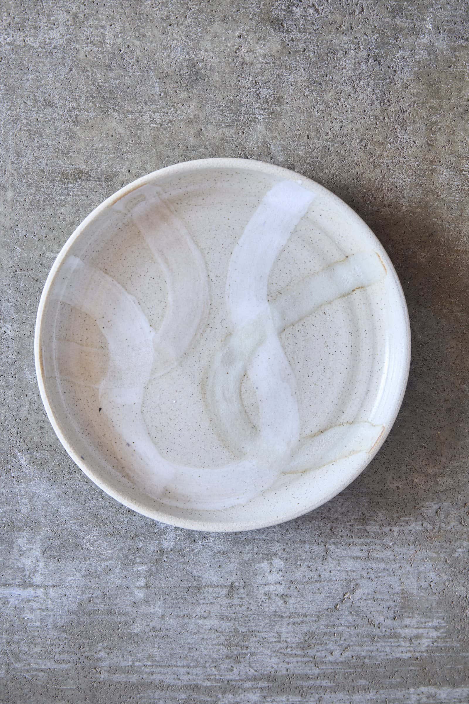 Curves Curves Plate, White Curves on White Clay