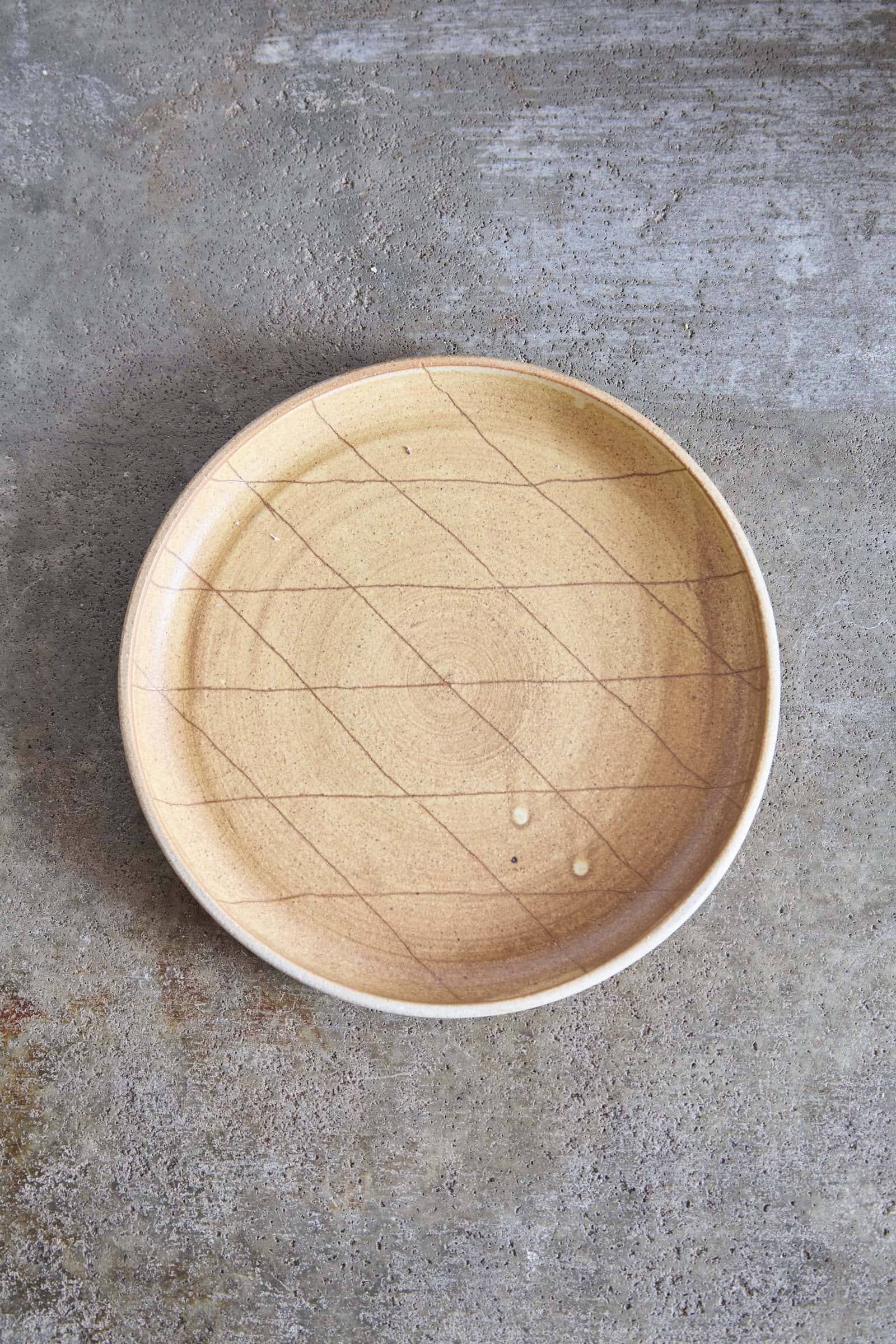 Scored Diamonds Plate, Yellow on White Clay