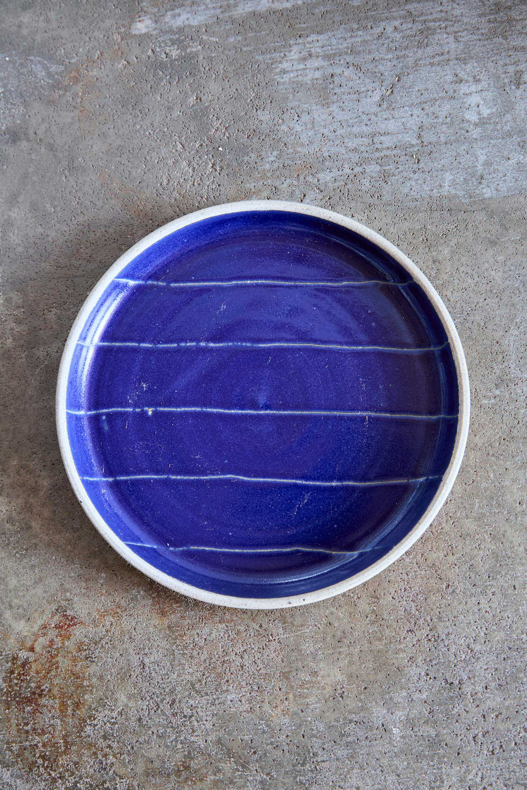 Scored Lines Plate, Indigo on White Clay