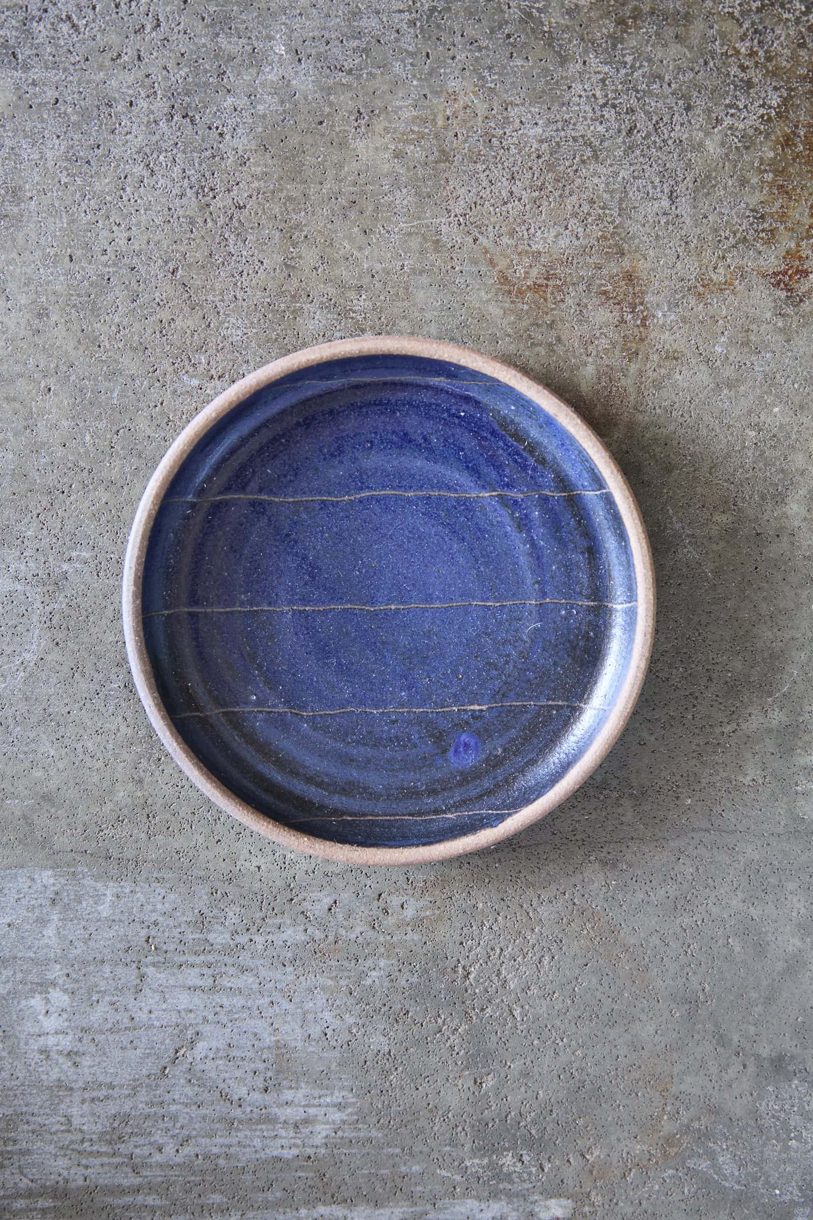 Scored Lines Plate, Indigo on Natural Clay