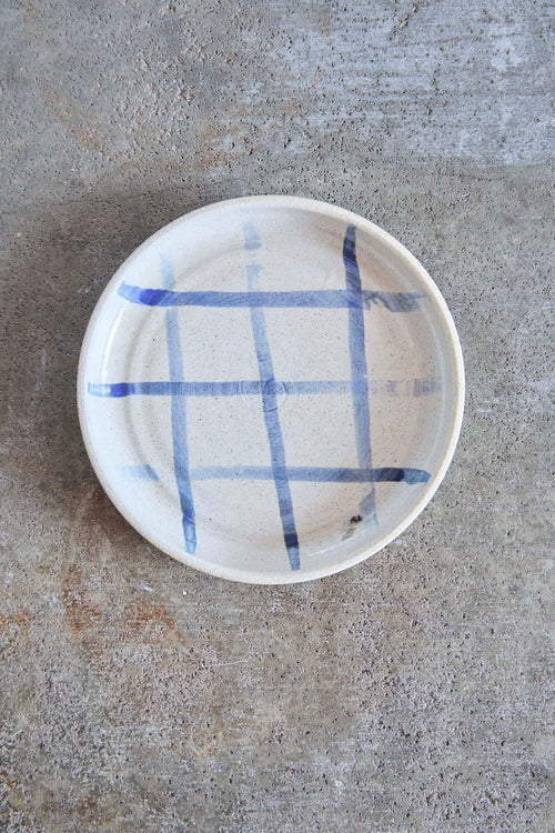 Picnic Basket Plate, Indigo Picnic on White Clay