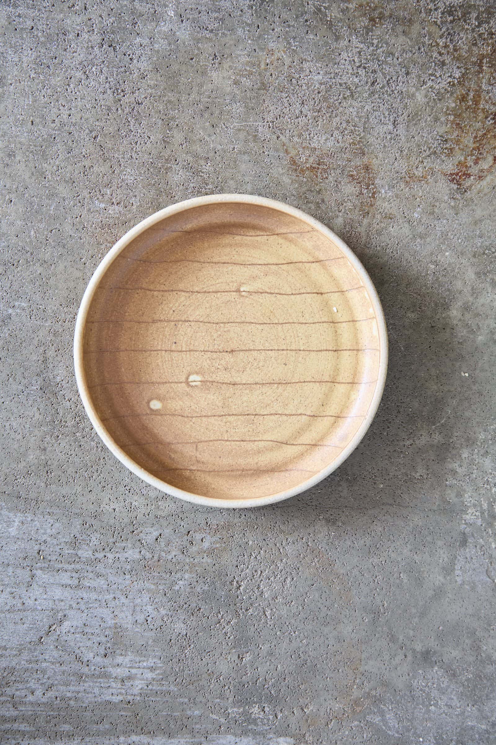 Scored Small lines Plate, Yellow on White Clay